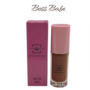 “Boss Babe” Lip Oil— Radiant Glow by Diana